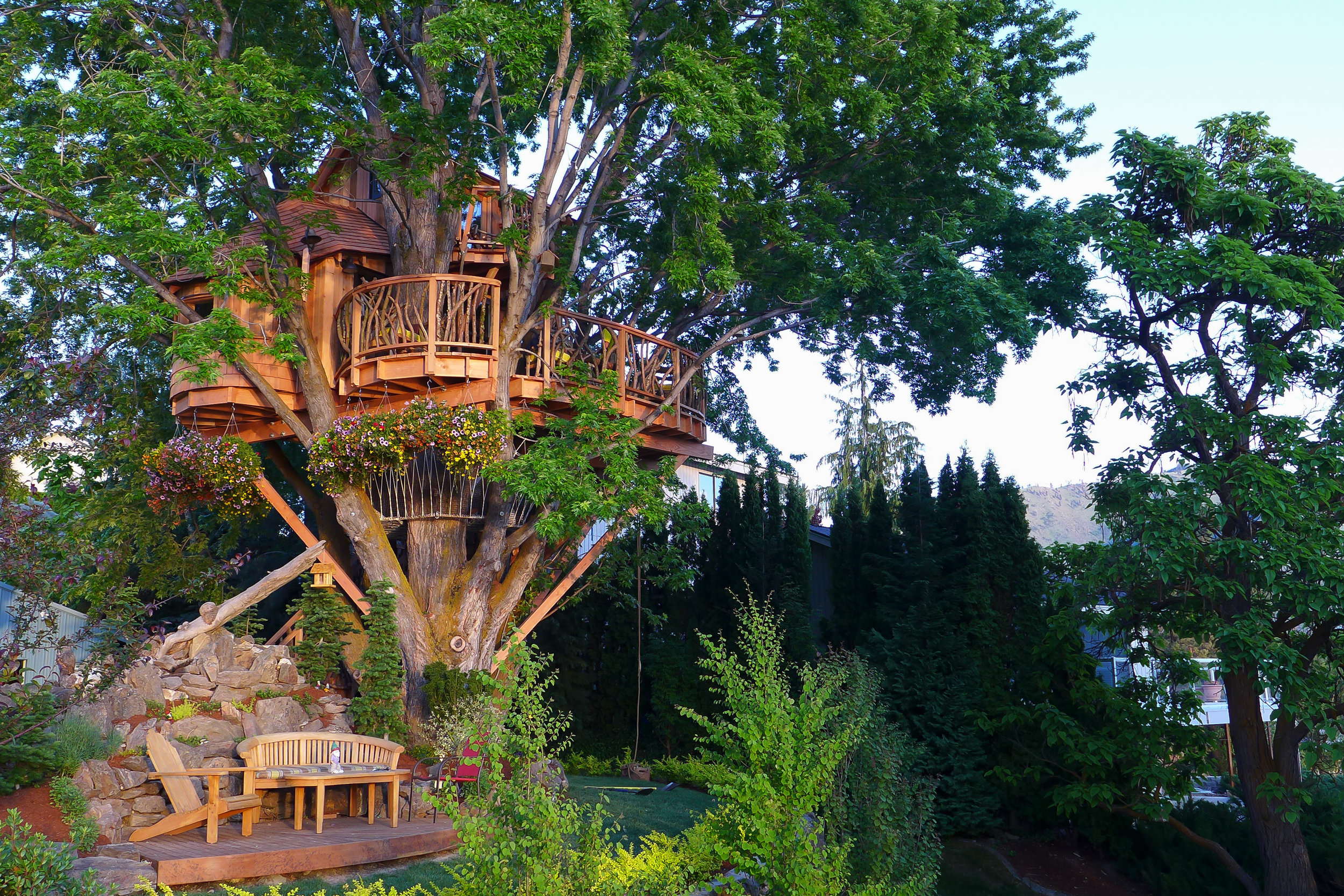 Английский tree house. Пит Нельсон дома на деревьях. Дом на дереве пит Нельсон архитектура. Дом на дереве для детей. Дом на дереве своими руками.