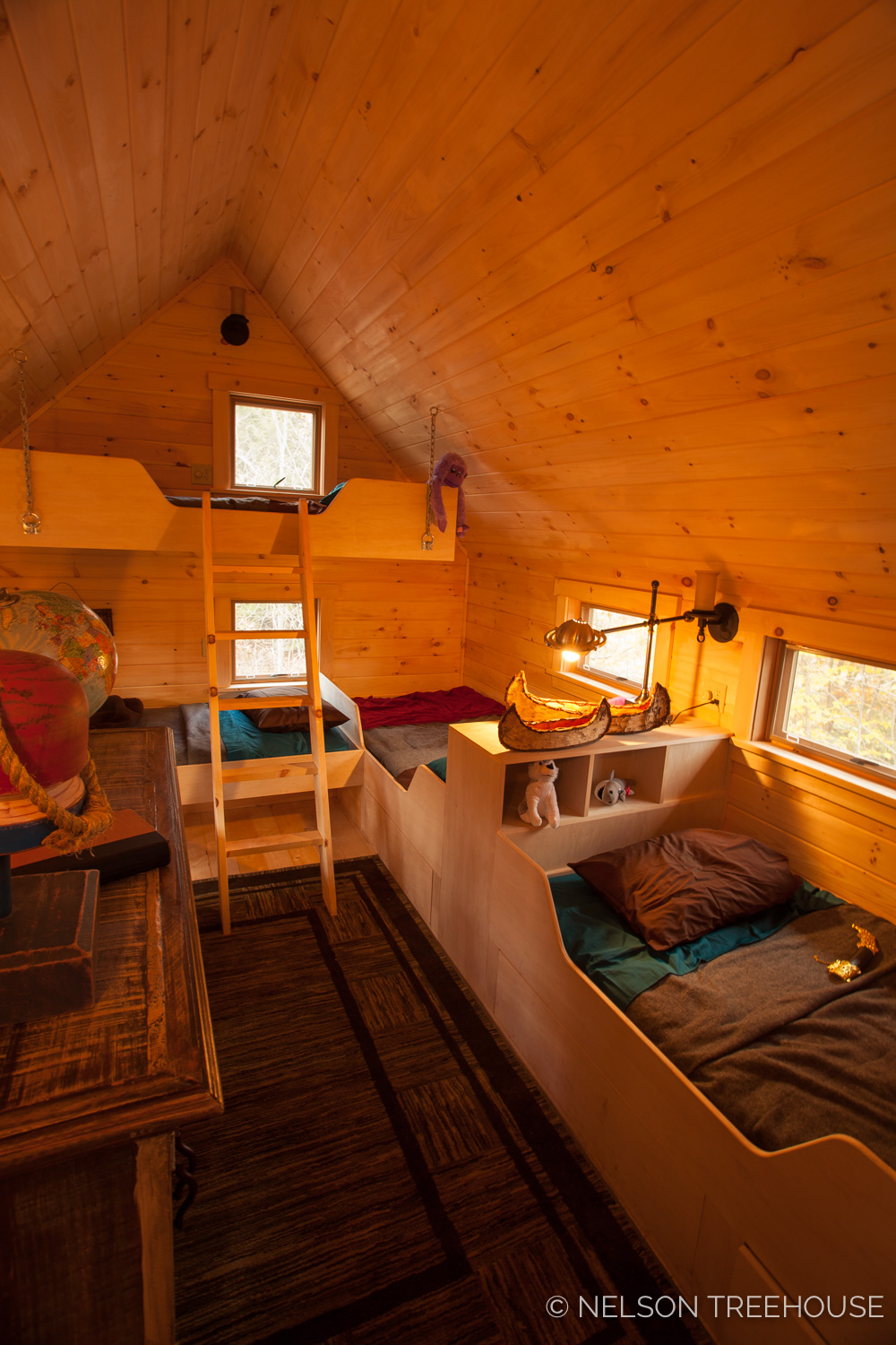  Nelson Treehouse - Adventure TEmple Bunk loft 