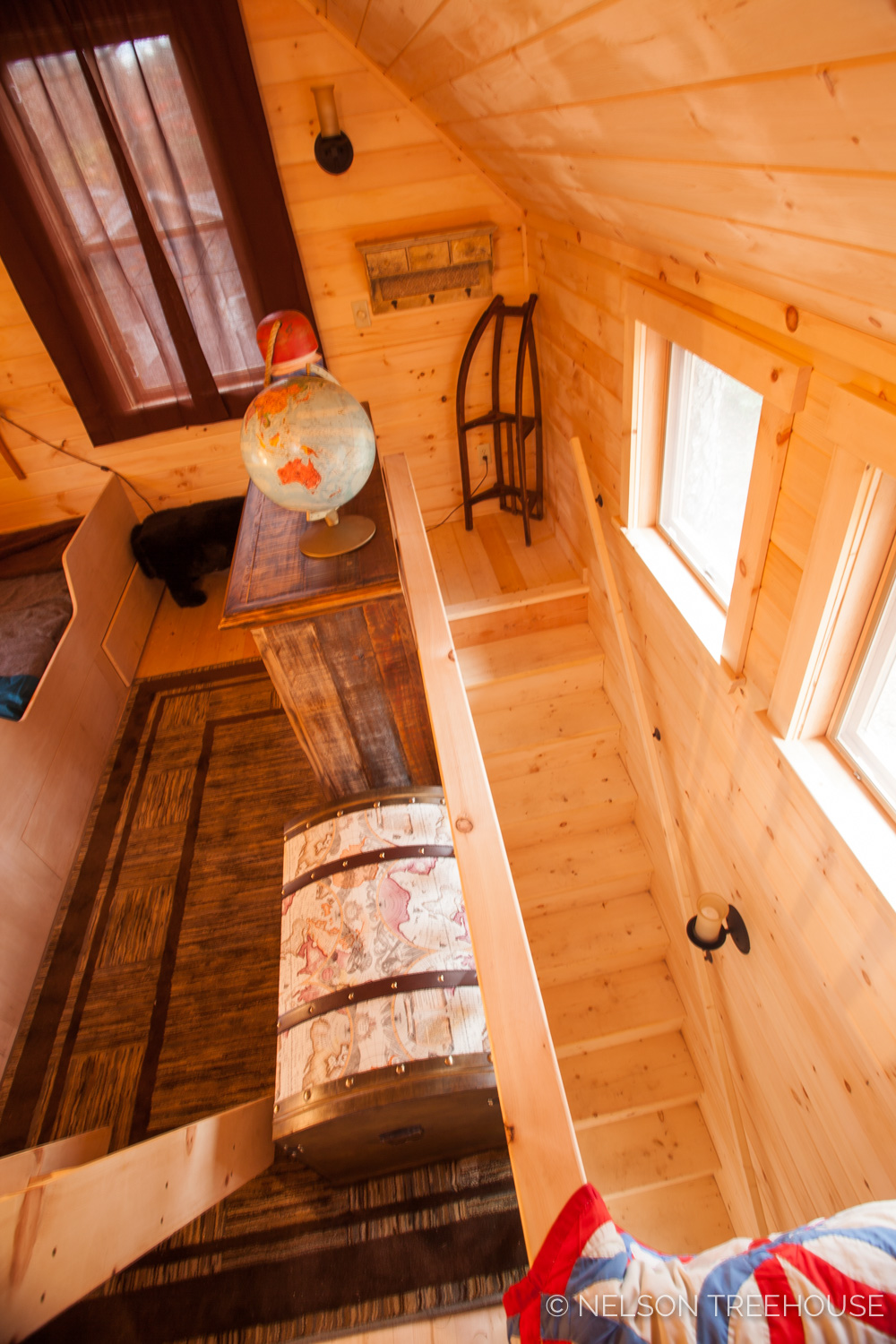  Nelson Treehouse - Adventure TEmple Staircase to bunk loft 