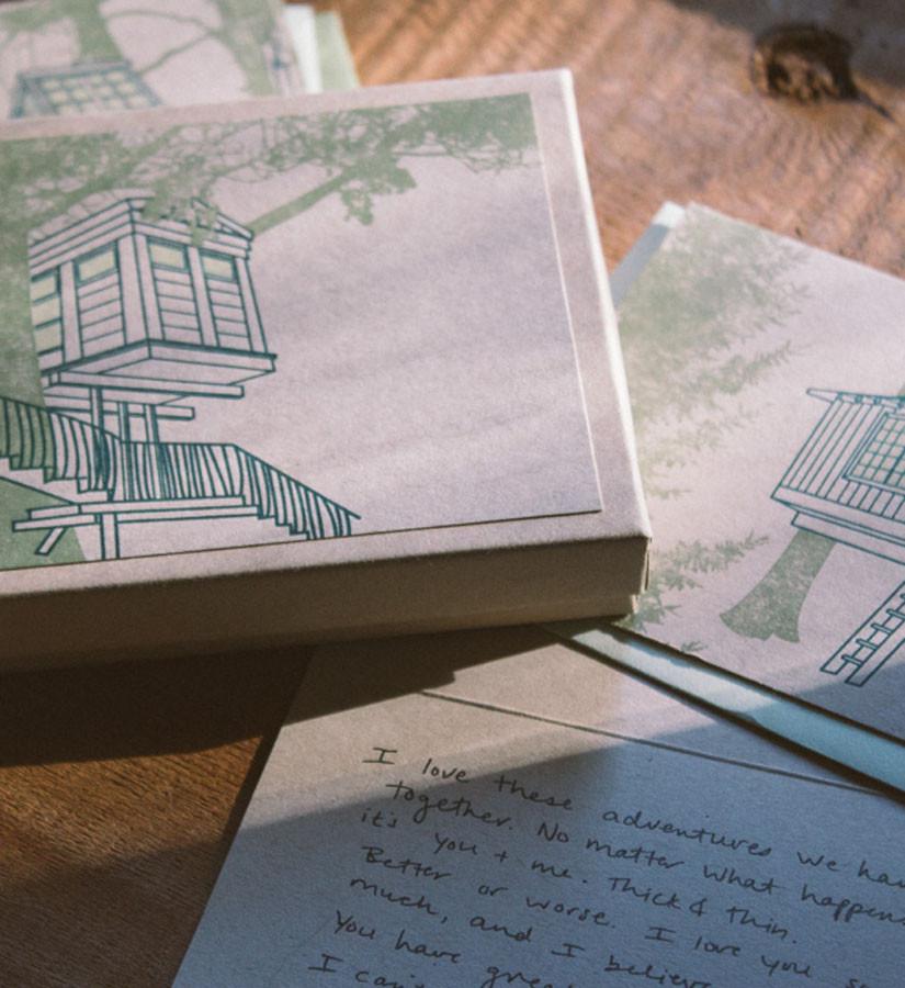  Treehouse Point boxed card set 