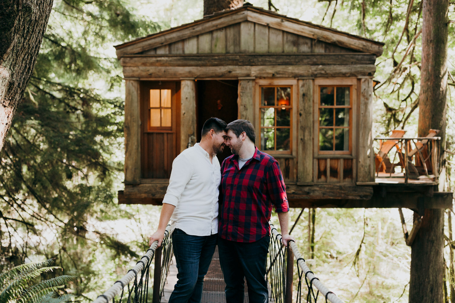  TreeHouse Point proposal photoshoot at temple of the blue moon 