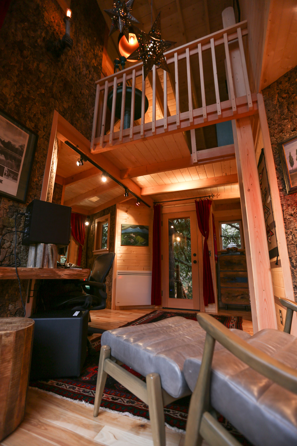  Nelson treehouse recording studio ladder to loft 