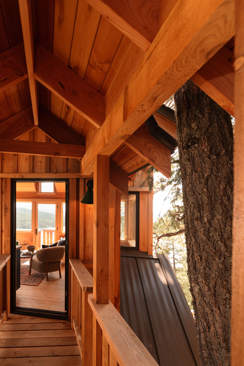 A Custom Lakeview Treehouse in Whitefish, Montana