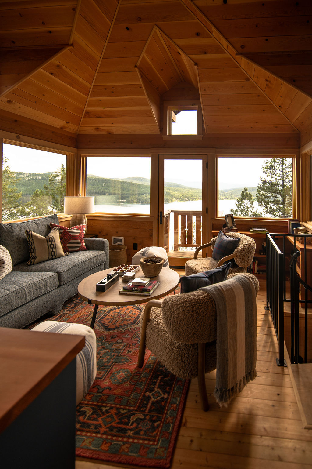 A Custom Lakeview Treehouse in Whitefish, Montana